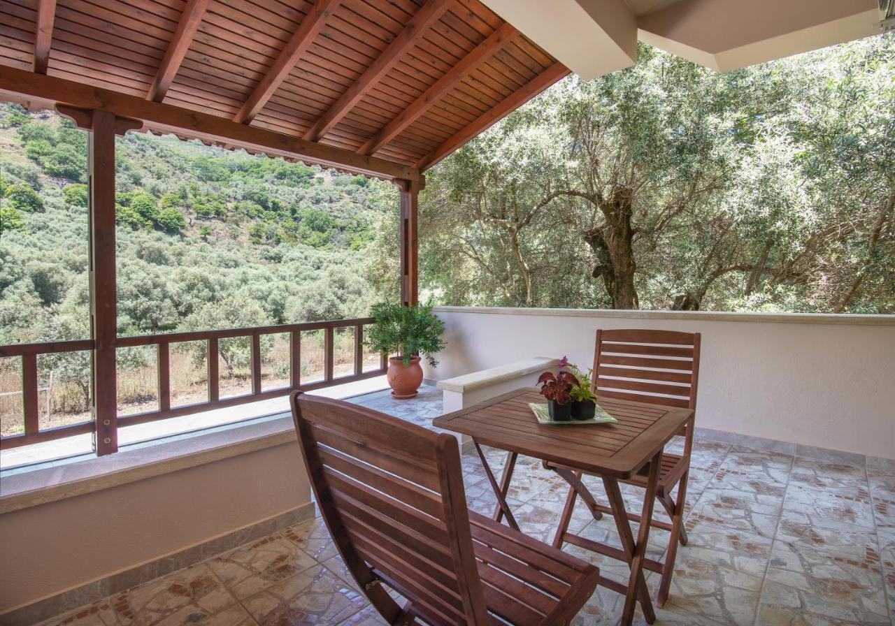 Antartisa B&B Limni  Exterior foto