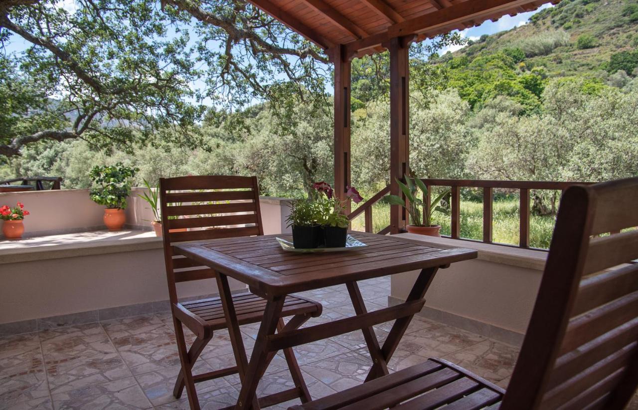 Antartisa B&B Limni  Exterior foto