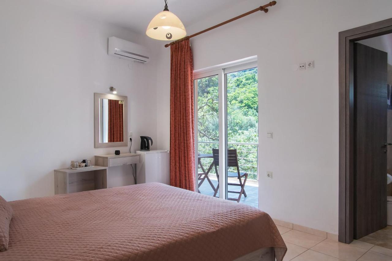 Antartisa B&B Limni  Exterior foto