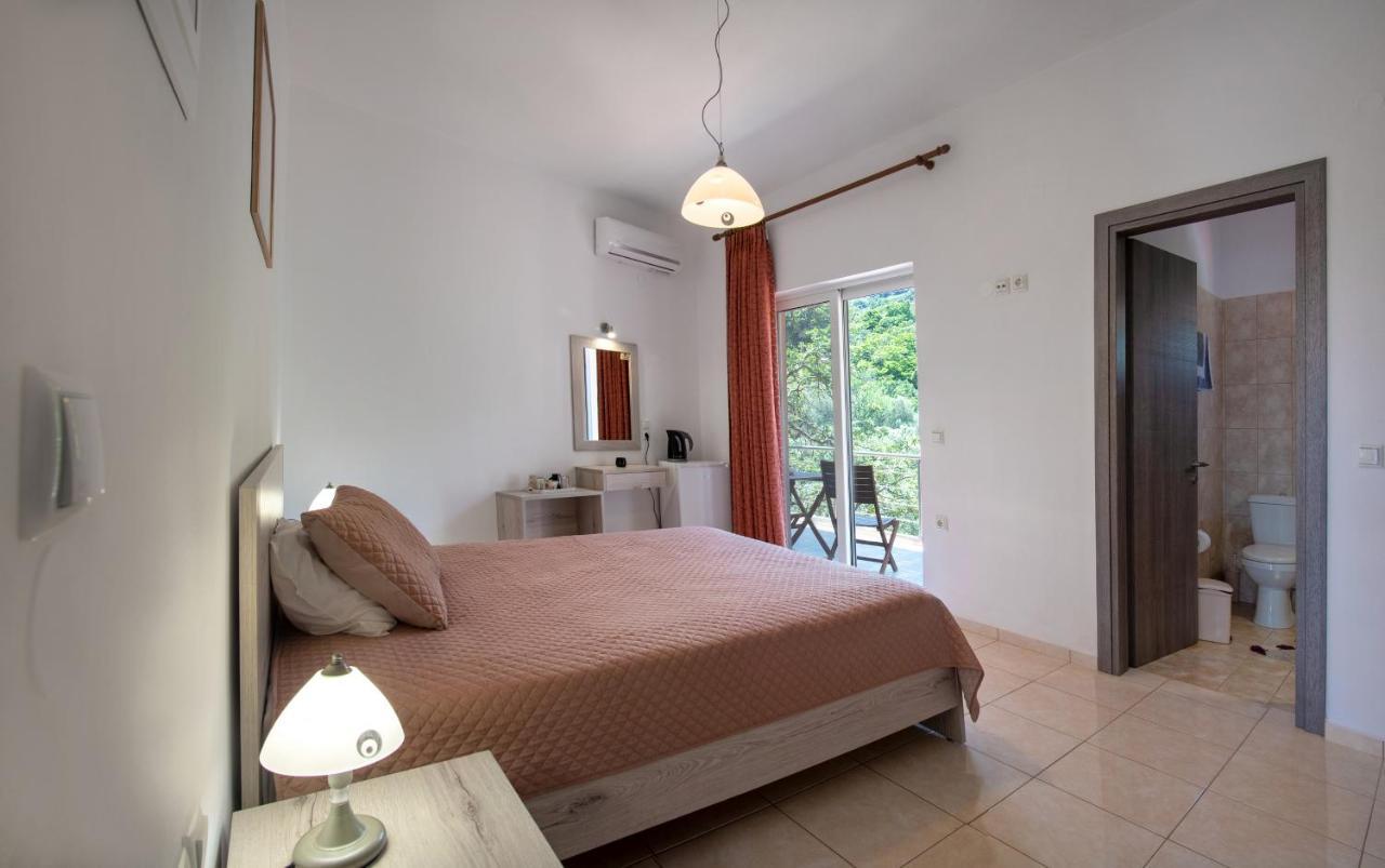 Antartisa B&B Limni  Exterior foto