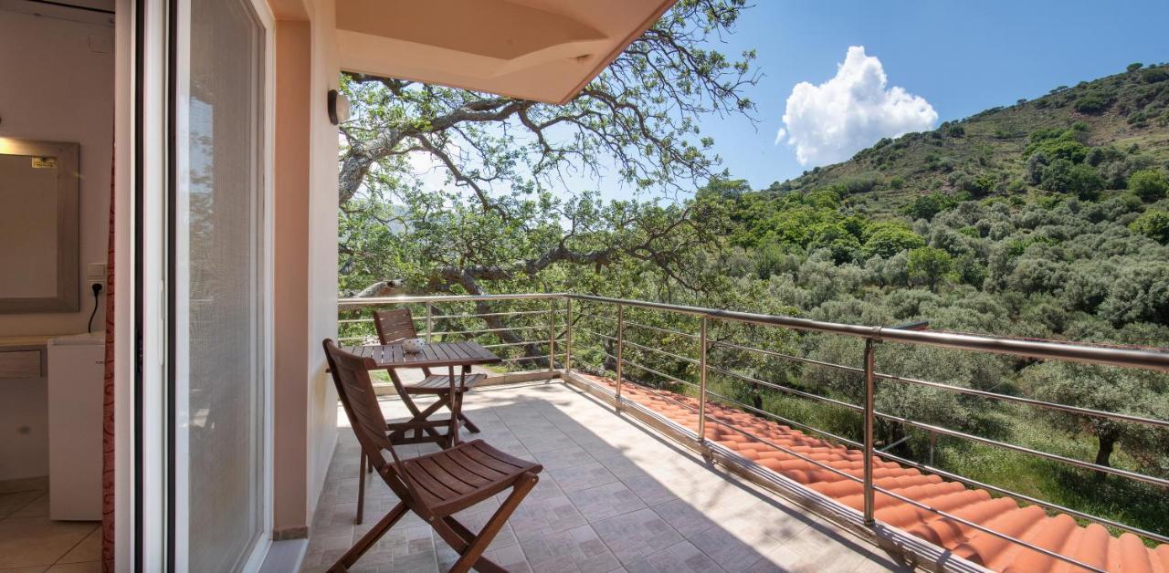 Antartisa B&B Limni  Exterior foto